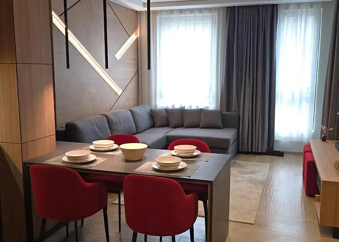 Bor 007 Tara, Kaluderske Bare